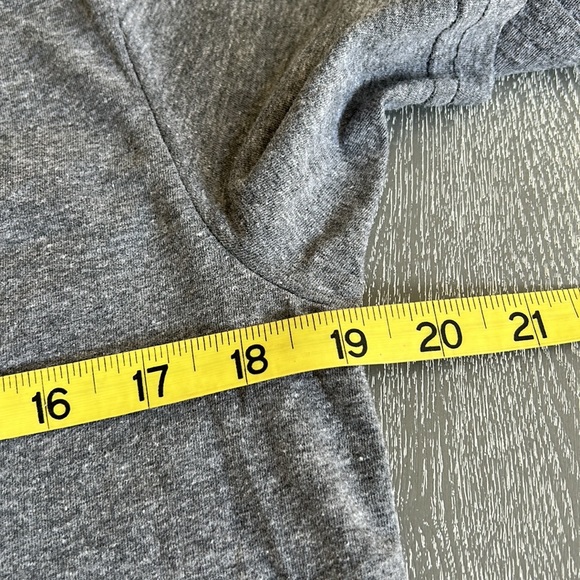 Lincoln Outfitters Heifer Please Graphic T Shirt Size M - Picture 4 of 6